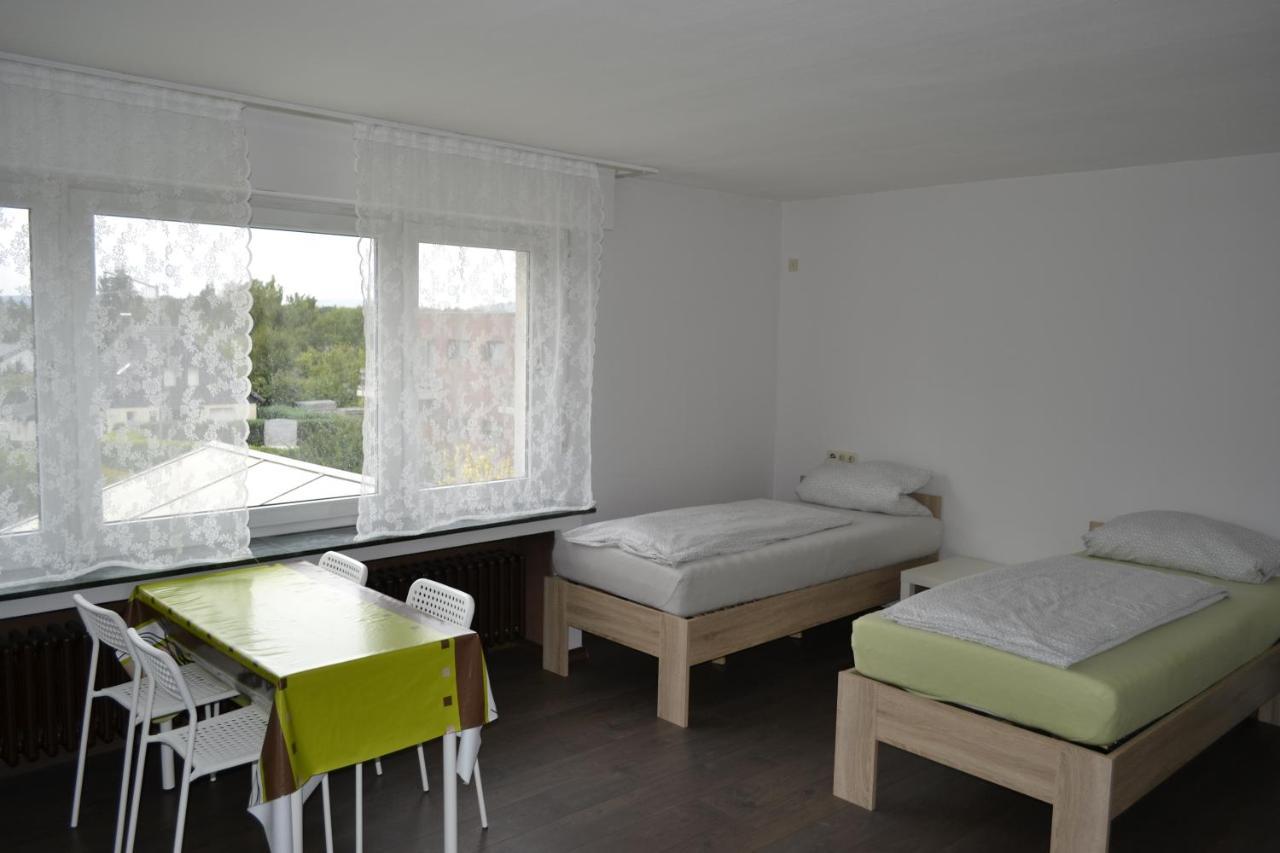 Pension Highway Лене Екстер'єр фото